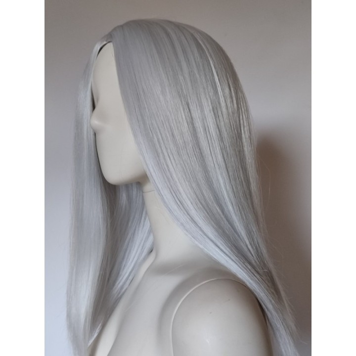 Peruka srebrna szara siwa longbob bez grzywki cosplay do ramion PK162