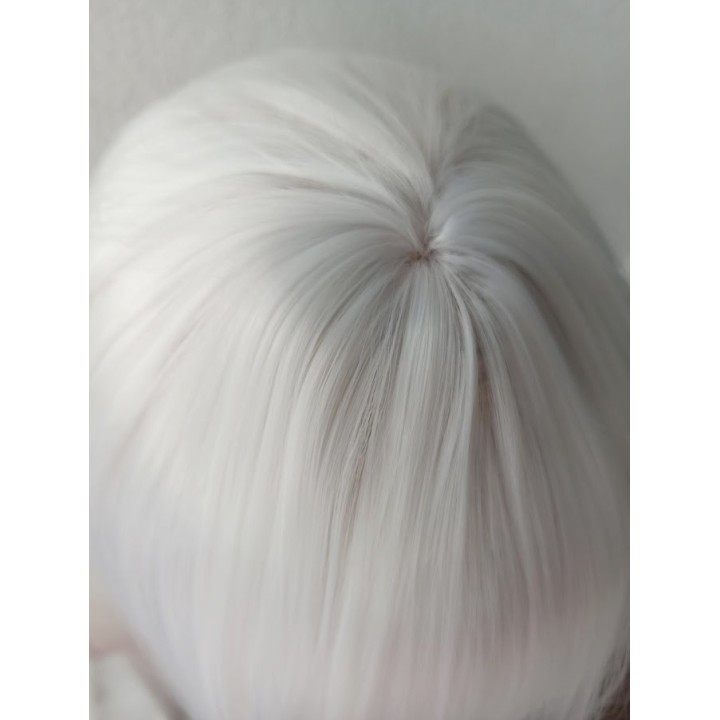 Peruka biała długa z grzywką cosplay termoodporna PK010