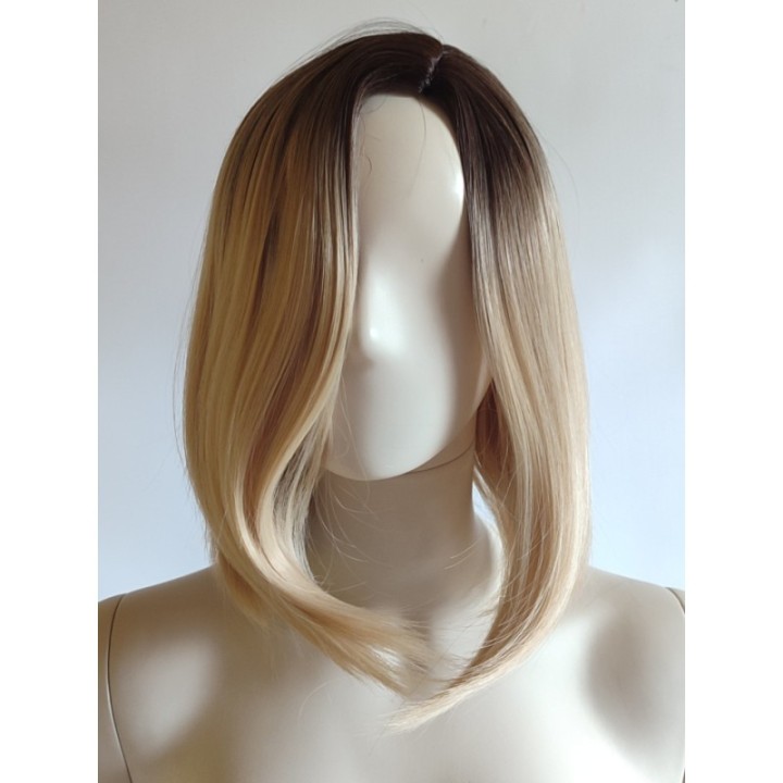 Peruka bob jasny blond ombre bez grzywki na co dzień do ramion PK163