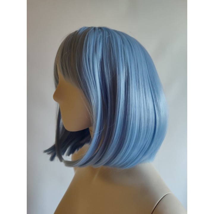Peruka bob do ramion błękitna niebieska z grzywką cosplay PK113