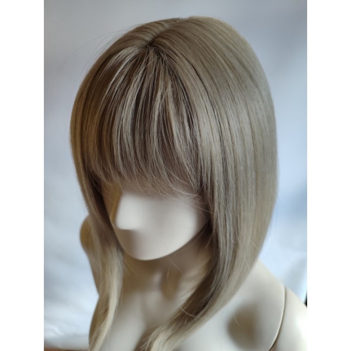 Peruka naturalny popielaty ciemny blond bob z grzywką do ramion PK115