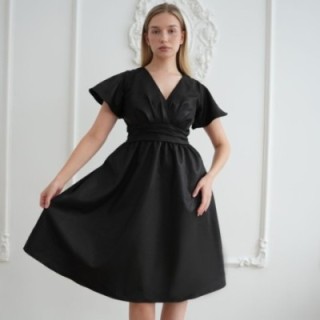 Sukienka midi CZARNA brokatowa z połyskiem za kolano kopertowy dekolt