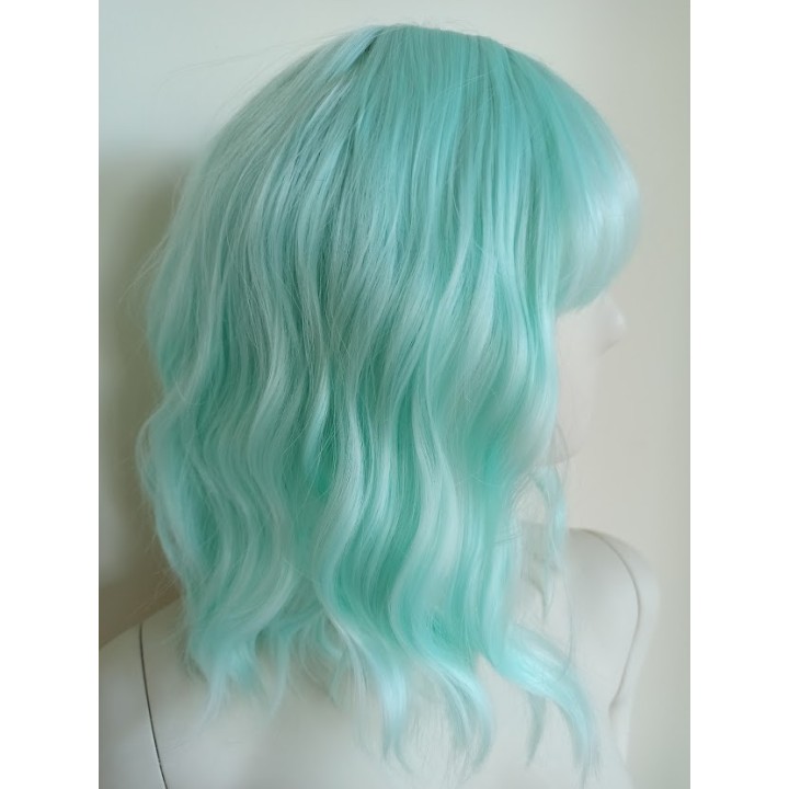 Peruka do ramion pastelowa zieleń seledynowa glam PK079