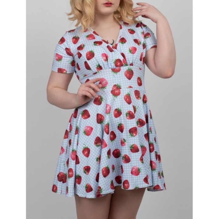 Sukienka w truskawki lolita kawaii alternatywna MOMO