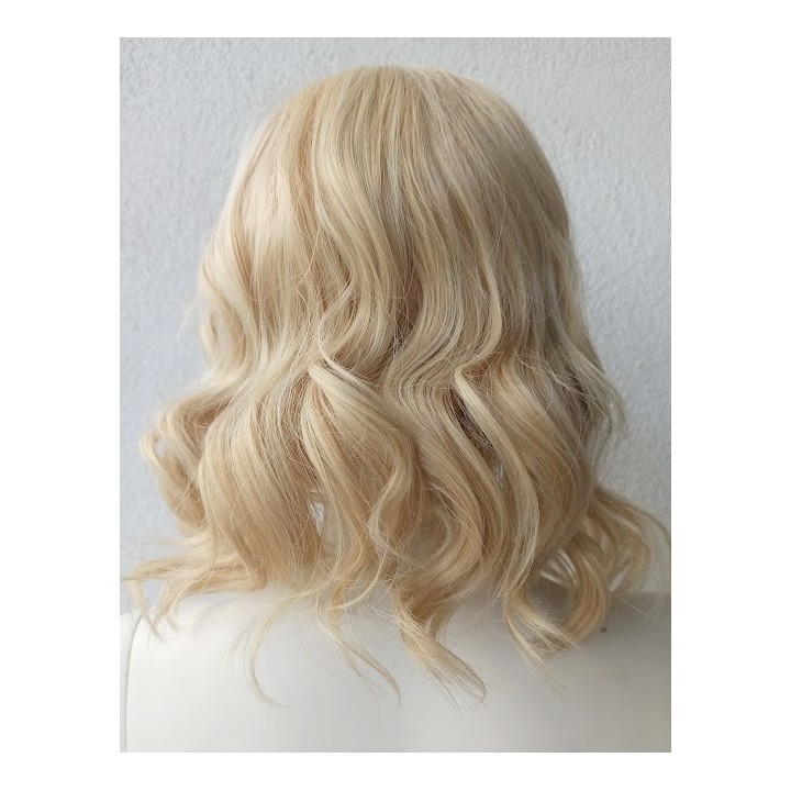Peruka jasny blond fale do ramion bez grzywki PK002