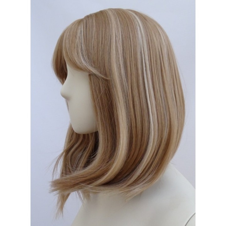 Peruka bob grzywka naturalny ciemny blond pasemka PK141