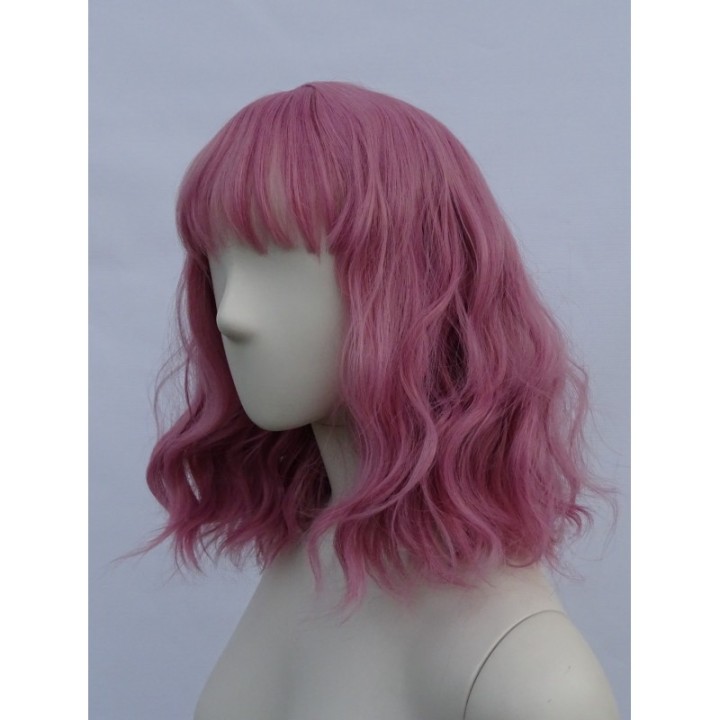 Peruka brudny róż różowa fale z grzywką do ramion PK056