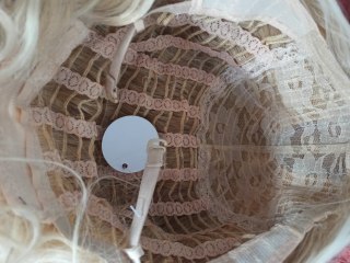 Peruka jasny blond fale do ramion bez grzywki PK002