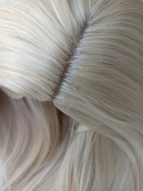 Peruka jasny platynowy blond do ramion long bob PK025