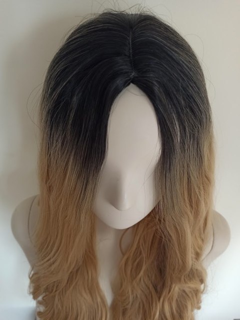 Peruka naturalny ciemny ciepły złoty blond fale PK061