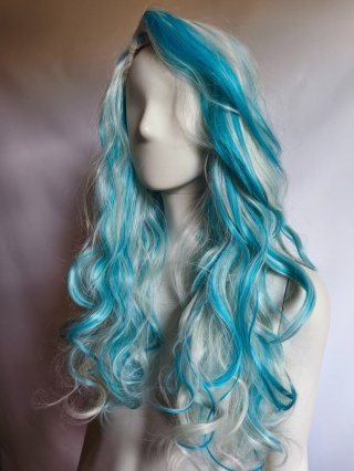 Peruka blond i turkusowa Lagoona Blue loki fale cosplay Monster High