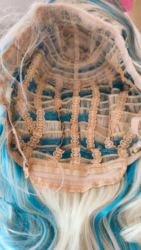 Peruka blond i turkusowa Lagoona Blue loki fale cosplay Monster High