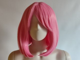 Peruka bob do ramion różowa jasny róż z grzywką cosplay PK114