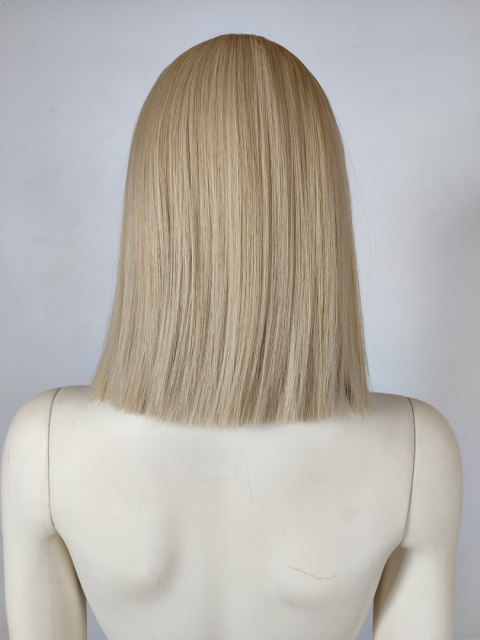 Peruka lace front jasny zimny platynowy blond long bob LF009