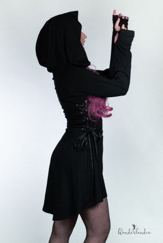 Sukienka sznurowana gorsetowa z kapturem nu goth ASSASSIN